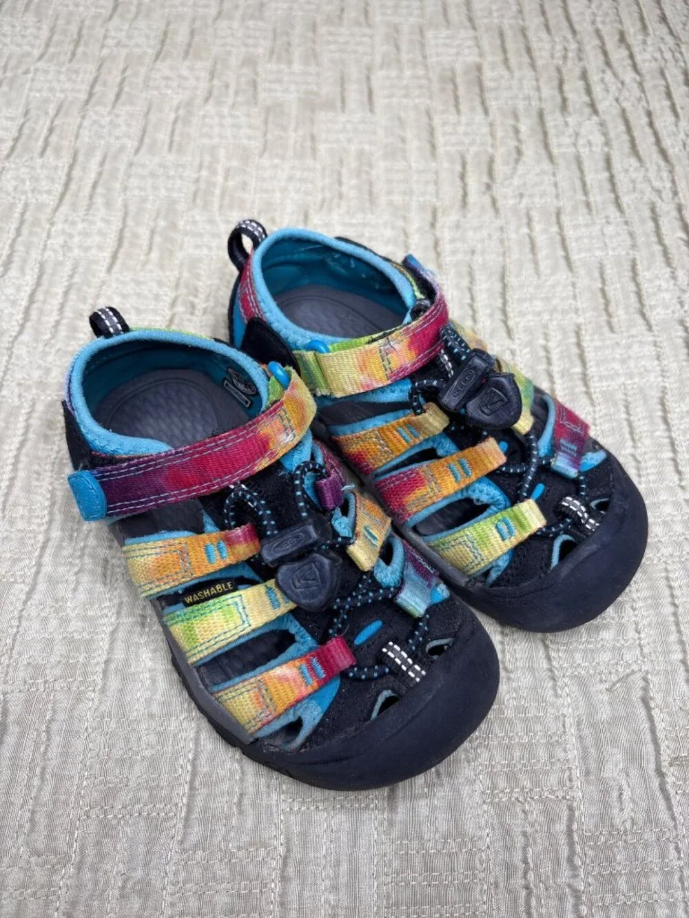 Kids’ 10 KEEN Newport H2 Rainbow Tie Dye Water Sandals